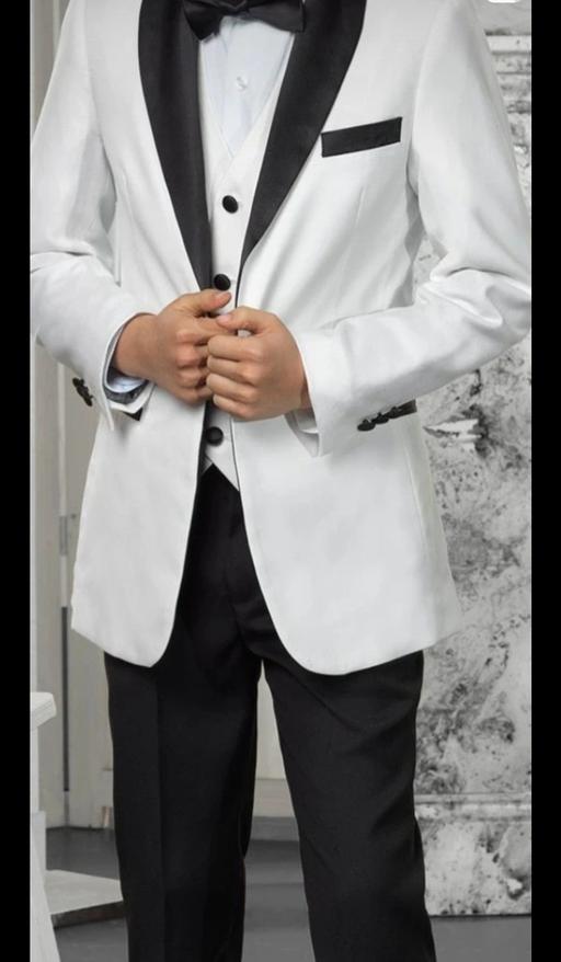 Buy & Sell Hendon Sunderland - Photos for 12 year old 5pcs suit paisley of london