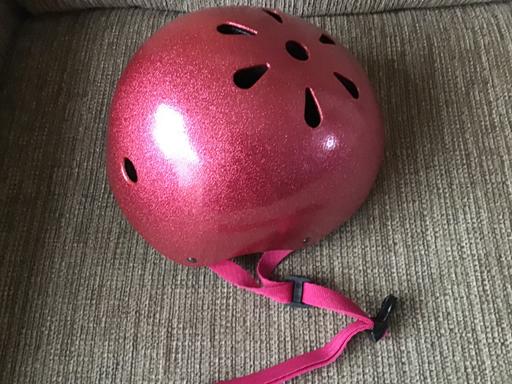 Buy & Sell Essington Wolverhampton - Photos for Pink glittery safety helmet