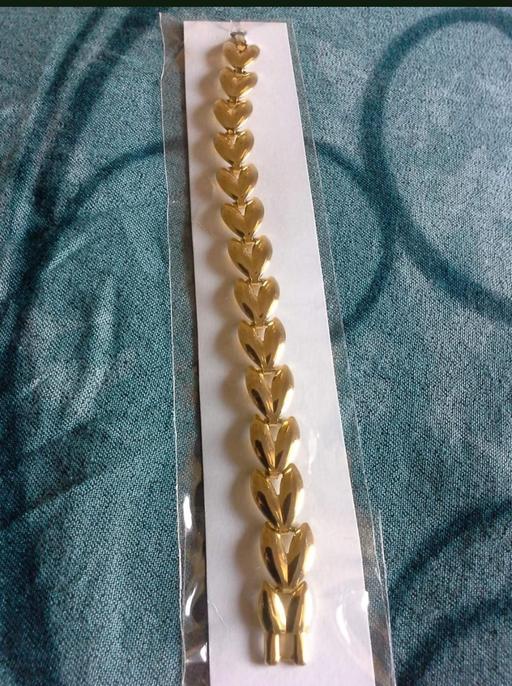 Buy & Sell Grafton Street Industrial Estate West Northamptonshire - Photos for Beautiful bracelet