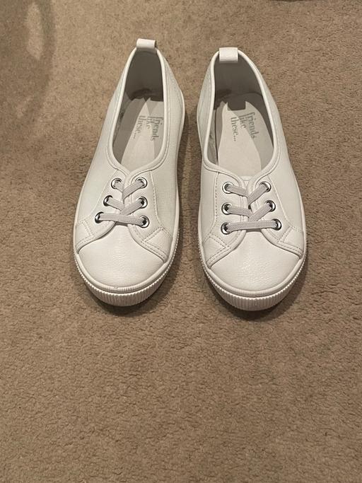 Buy & Sell Staple Hill South Gloucestershire - Photos for Cute lightweight White Slip On Trainers