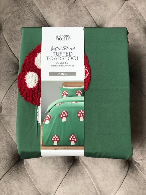 Buy & Sell Liverpool Knowsley - Photos for King Size Tufted Toadstool Duvet Set