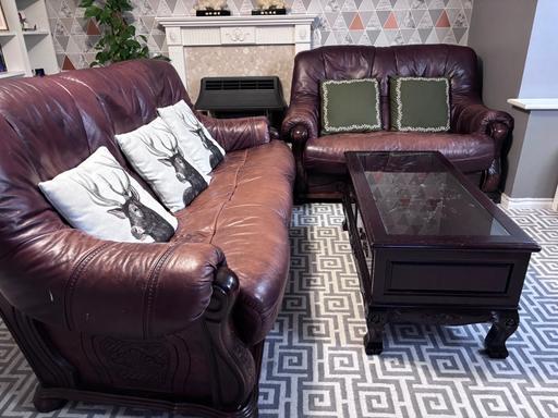 Buy & Sell Kingsnorth Ashford - Photos for 3 seater & 2 seater leather sofa with drawer