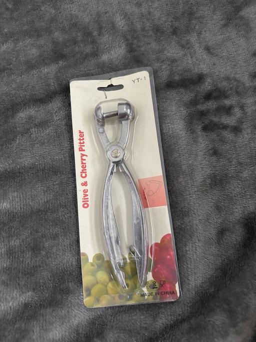 Buy & Sell Golds Hill Sandwell - Photos for Cherry pitter