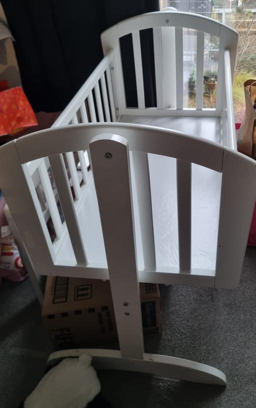 Buy & Sell Sark Guernsey - Photos for white wooden swinging baby crib