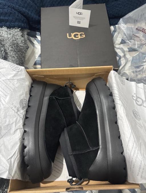 Buy & Sell Crawley West Sussex - Photos for Uggs