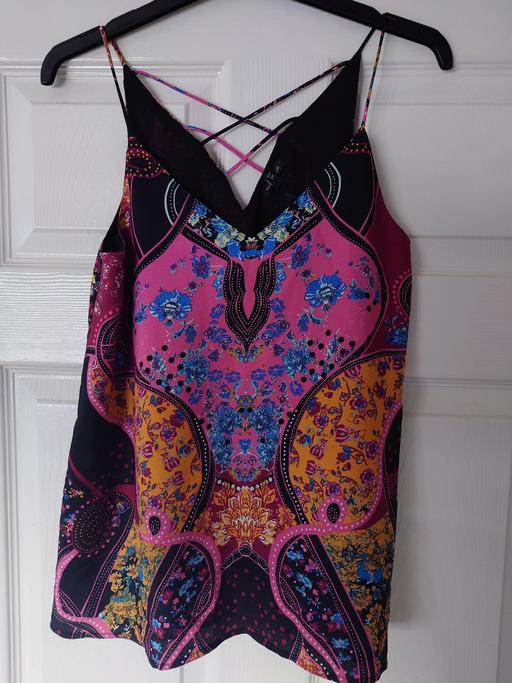 Buy & Sell Woodthorpe Charnwood - Photos for Women's patterned strap top size 8