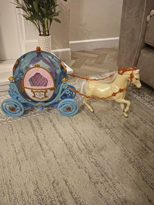 Buy & Sell Upper Gornal Dudley - Photos for Cinderella light up carriage