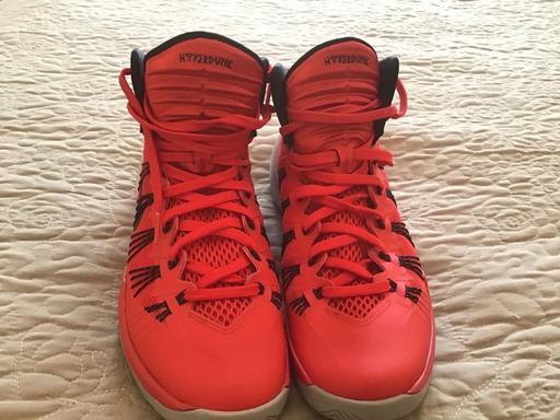 Buy & Sell Falconwood South East London - Photos for Nike basketball boots size 7 LTD.