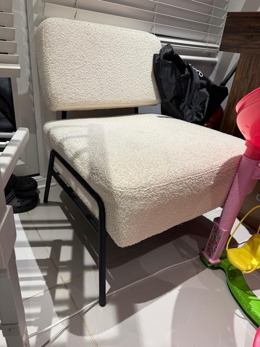 Buy & Sell Romford Havering - Photos for Chair