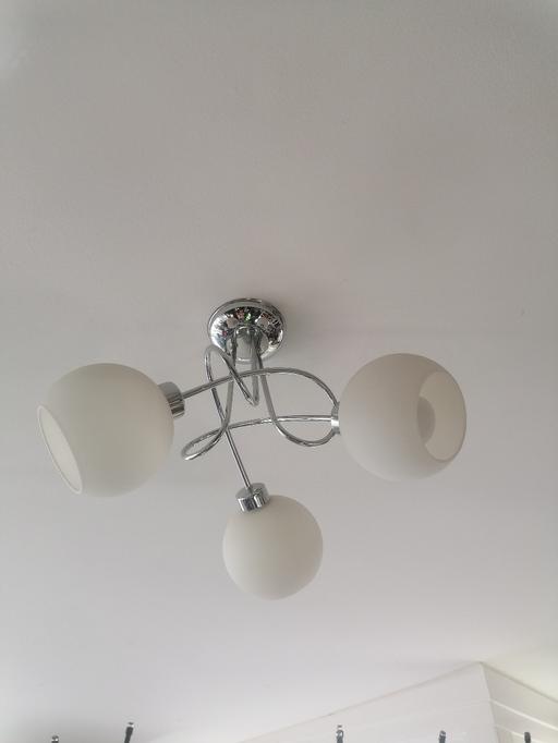 Buy & Sell Queensbury North West London - Photos for Lamp