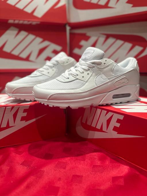 Buy & Sell Woosehill Wokingham - Photos for Air max 90 triple white