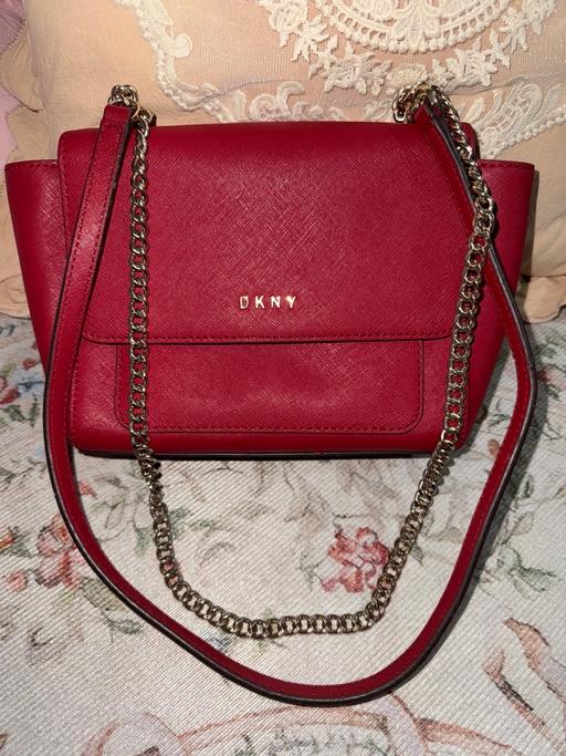 Buy & Sell Essington South Staffordshire - Photos for Red DKNY shoulder bag