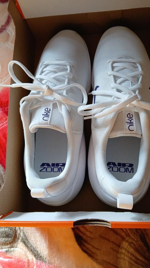 Buy & Sell Mount Pleasant Kirklees - Photos for new original Nike Air Zoom bella 7 size 9