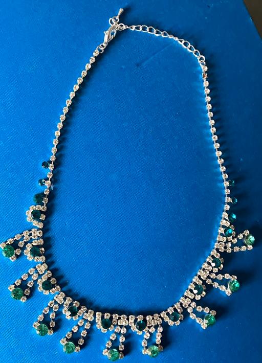 Buy & Sell Yeovil Somerset - Photos for Ladies emerald & white C.Z necklace 10.00ct
