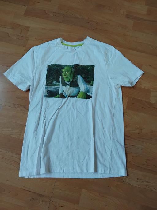 Buy & Sell Stow Heath Wolverhampton - Photos for Shrek Tishirt S.