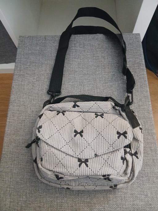 Buy & Sell Bradley Fold Trading Estate Bury - Photos for Bow Bag New