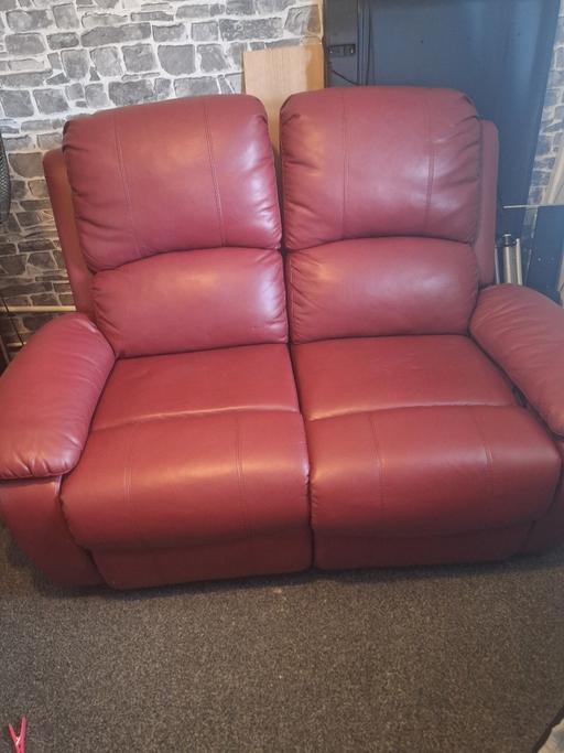 Buy & Sell Princes End Sandwell - Photos for red recliner