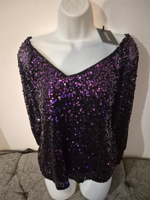 Buy & Sell Eastbourne Town Centre Eastbourne - Photos for Purple Sequin off Shoulder Sosandar Top 12