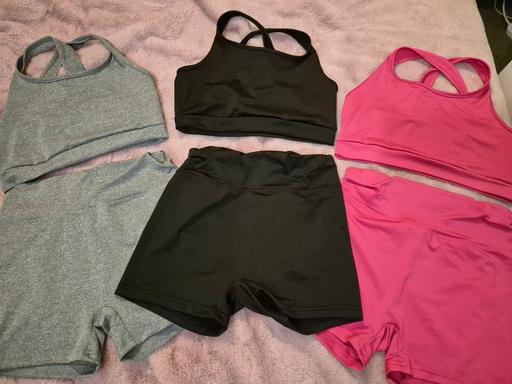 Buy & Sell Eastbourne Town Centre Eastbourne - Photos for Girls bundle age 10 crop top & shorts