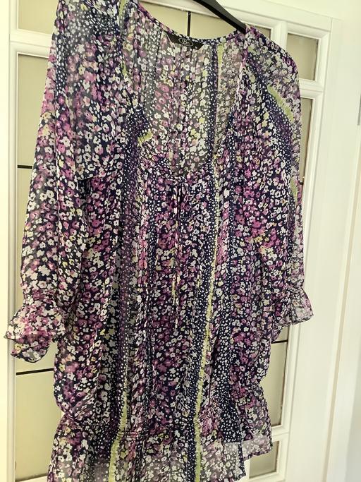 Buy & Sell Langley Eastbourne - Photos for Summer top