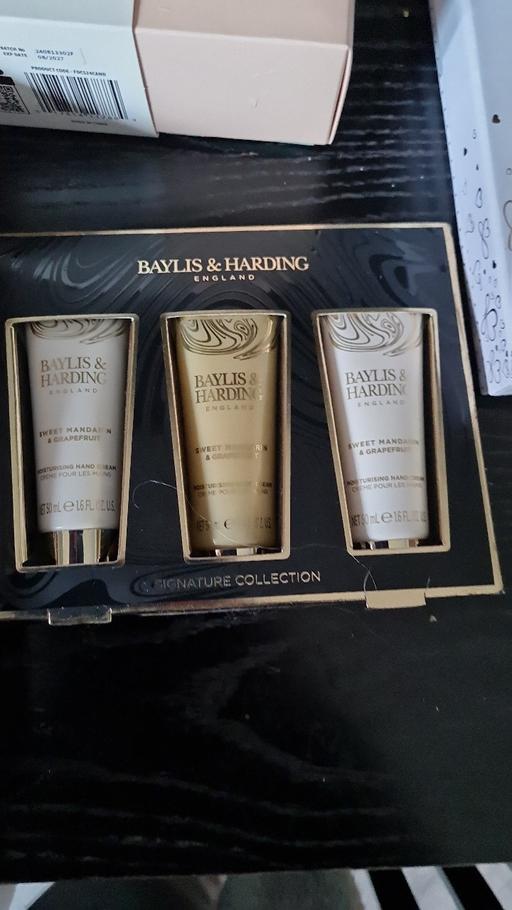 Buy & Sell Woodsetton Dudley - Photos for Bayliss and harding hand creams