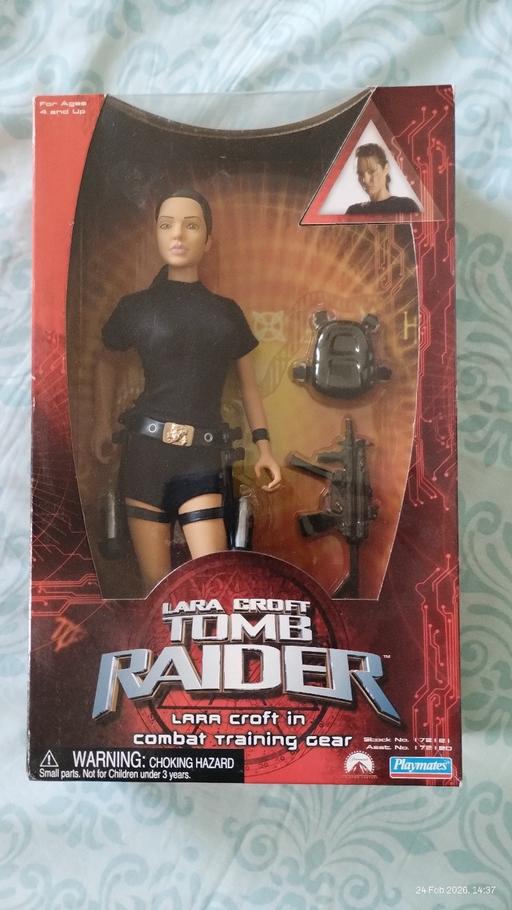 Buy & Sell Hoxton North London - Photos for Lara croft 12