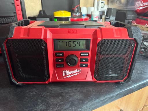 Buy & Sell New Oscott Birmingham - Photos for Milwaukee M18 radio