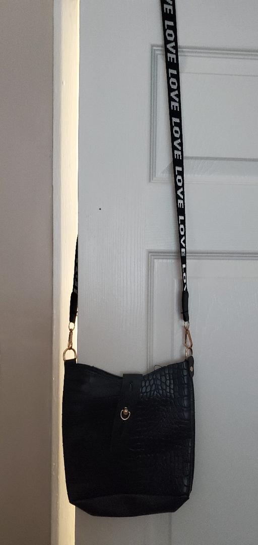 Buy & Sell Longley Sheffield - Photos for cross body bag