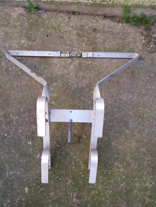 Buy & Sell Corngreaves Trading Estate Sandwell - Photos for Young man stand off bracket