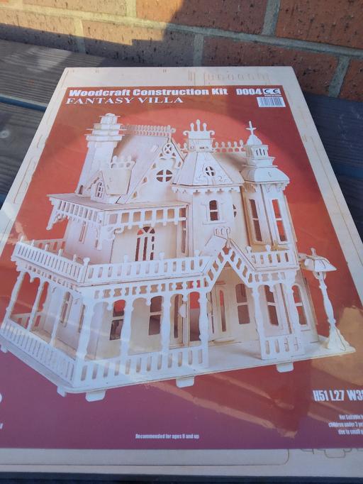 Buy & Sell Corngreaves Trading Estate Sandwell - Photos for 3 x wooden construction kits