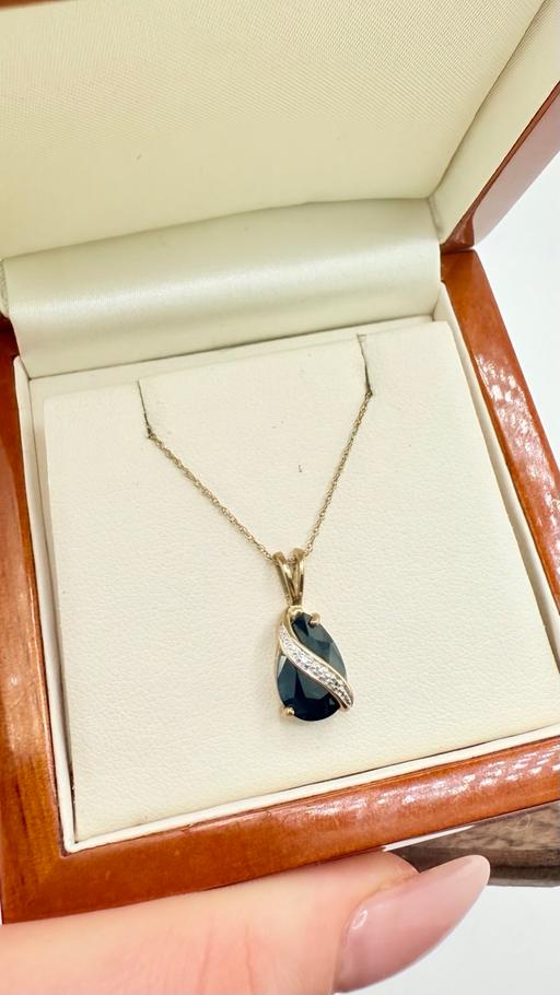 Buy & Sell Harrow on the Hill North West London - Photos for Fine 9ct Gold Sapphire and Diamond Necklace