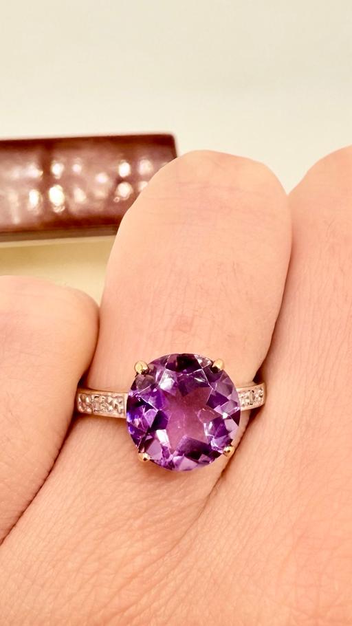 Buy & Sell Harrow on the Hill North West London - Photos for Fine 9ct Gold Amethyst and Diamond Ring