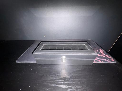 Buy & Sell Grove Park South East London - Photos for Watch case of 6