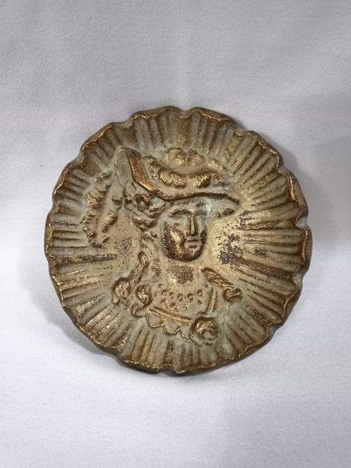 Buy & Sell Hall Green Birmingham - Photos for VINTAGE GILT BRONZE ASHTRAY/TRINKET DISH.