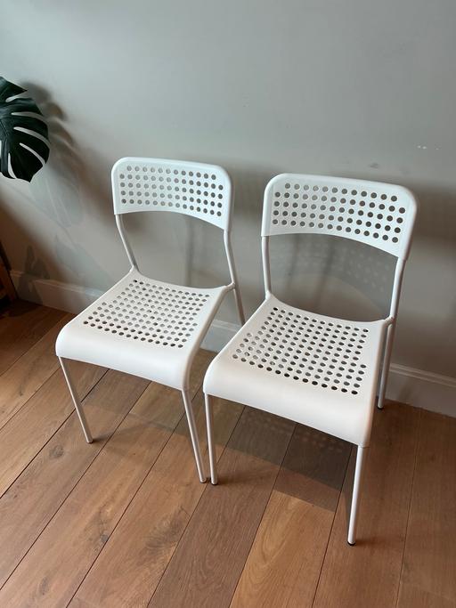 Buy & Sell Croydon Croydon - Photos for 2x White IKEA ADDE Dining/Kitchen Chairs