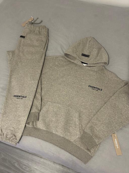Buy & Sell Greenford Ealing - Photos for Fear Of God Essentials Grey Tracksuit