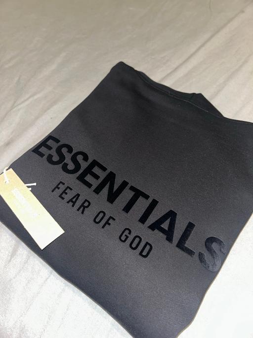 Buy & Sell Greenford Ealing - Photos for Fear Of God Essentials Black Tracksuit