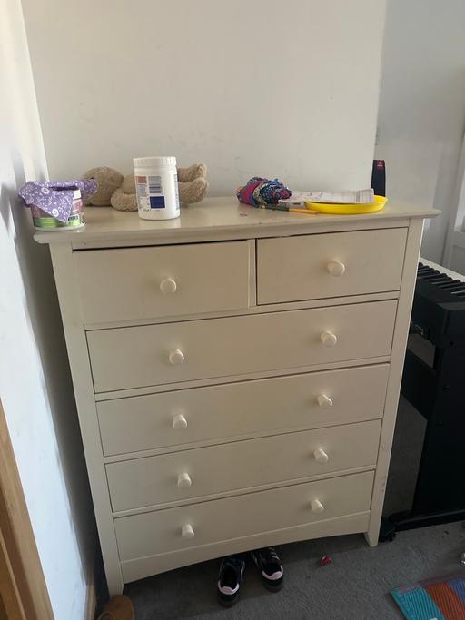 Buy & Sell Dartford Town Centre Dartford - Photos for Moving out furniture clearance