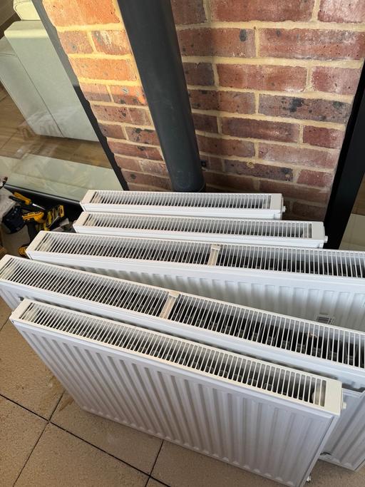 Buy & Sell Brent Cross North West London - Photos for 5 radiators