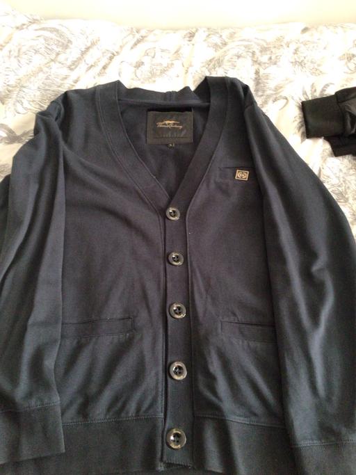 Buy & Sell Falconwood South East London - Photos for ThomasBurberry cardigan size M/L