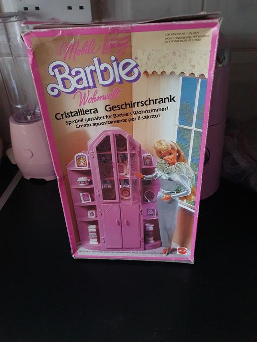 Buy & Sell Upper Gornal Dudley - Photos for vintage barbie wall unit & accessories