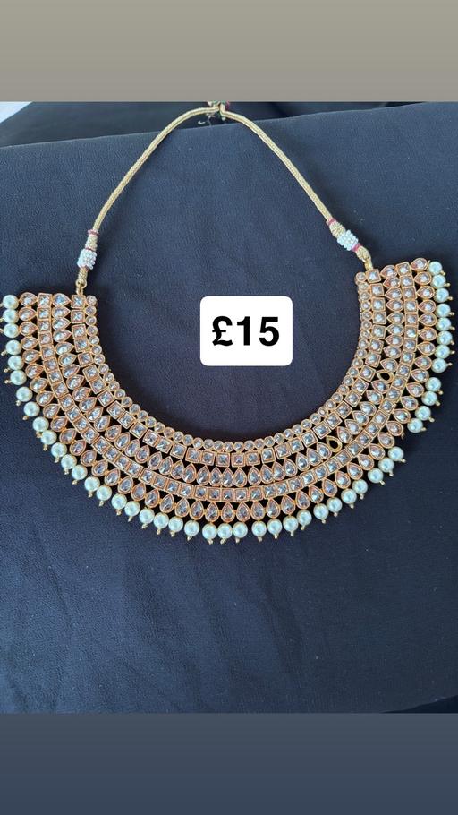 Buy & Sell Millwall East London - Photos for Necklace