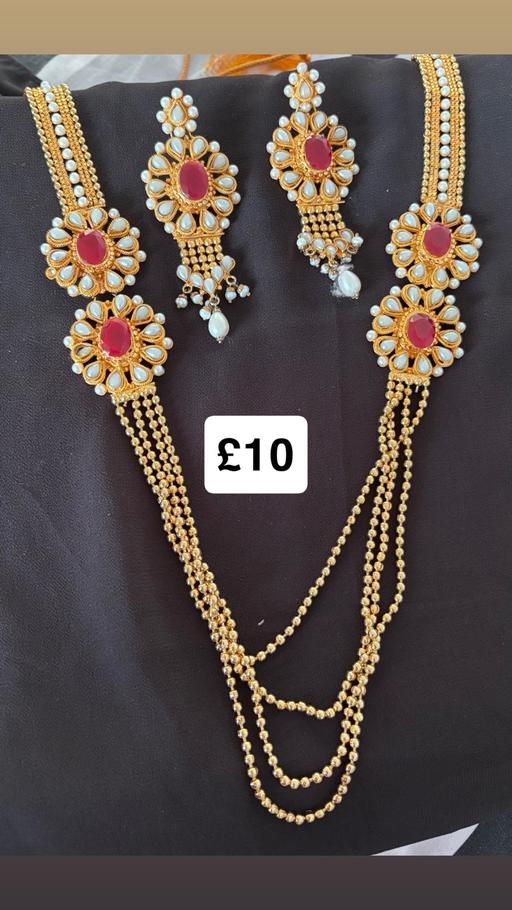 Buy & Sell Millwall East London - Photos for Necklace set