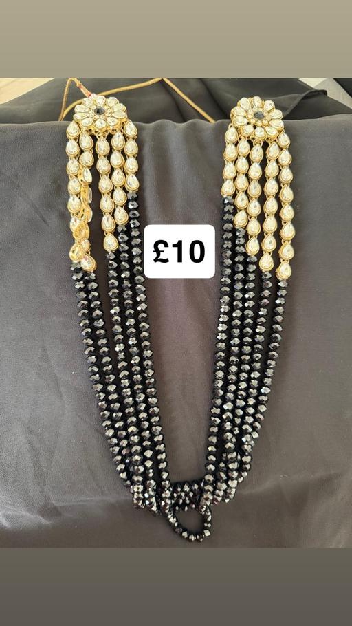 Buy & Sell Millwall East London - Photos for Necklace