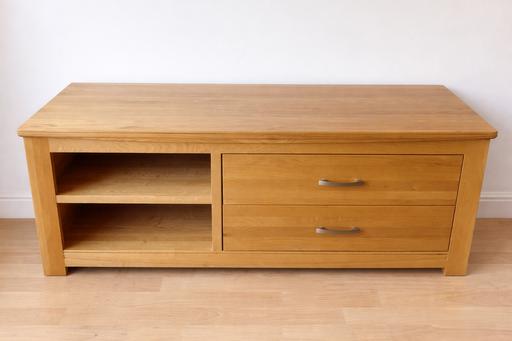 Buy & Sell Huddersfield Kirklees - Photos for Solid Oak TV Unit