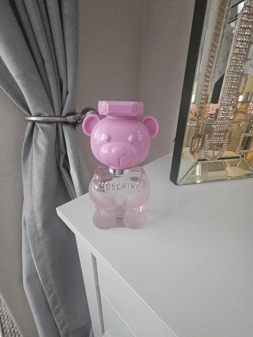 Buy & Sell Newton Doncaster - Photos for Empty collectable perfume bottle.