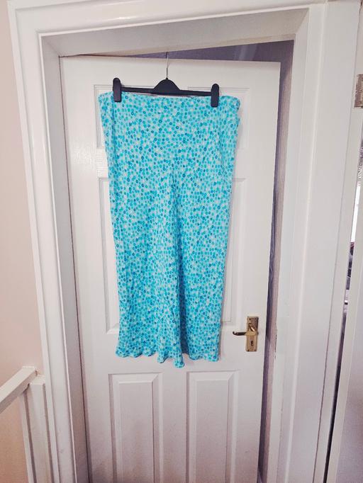 Buy & Sell Newton Doncaster - Photos for Summer skirt, size 18.