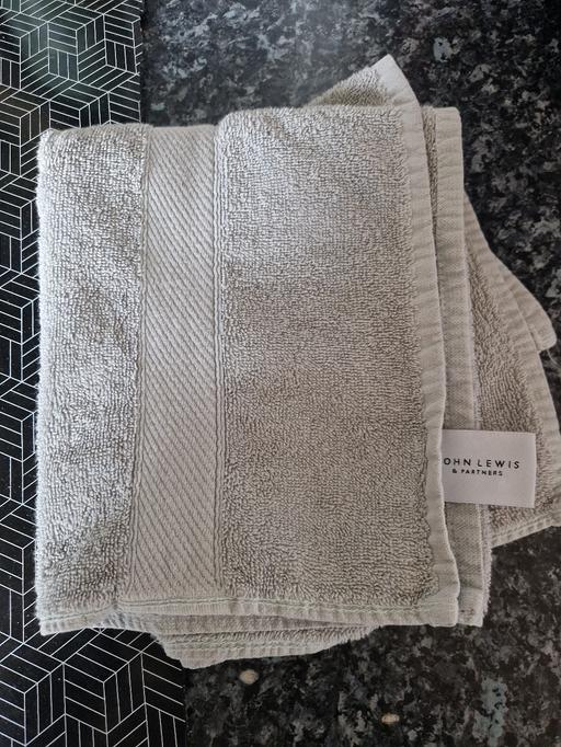 Buy & Sell Aylestone Leicester - Photos for John Lewis hand towel