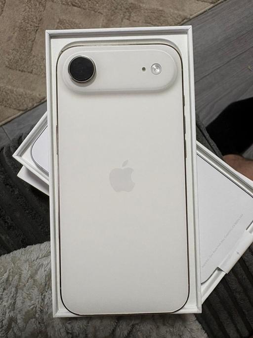 Buy & Sell Hall Green Birmingham - Photos for Iphone Air 256gb