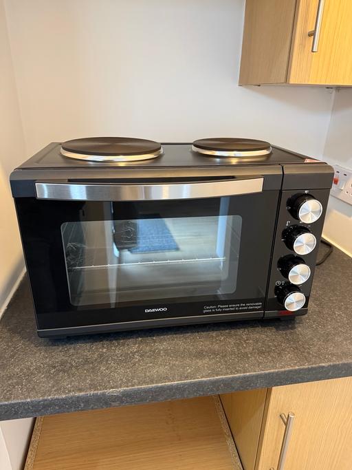 Buy & Sell Woodford East London - Photos for Daewoo 32L Electric Oven With Hot Plates